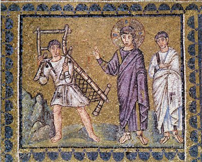Guerison of the Paralytic ، كنيسة القديس أبولينار التاسع من رافينا (سانت أبوليناري نوفو ، رافينا) ، فسيفساء جدارية ، إيطاليا ، القرن السادس. بواسطة المدرسة البيزنطية