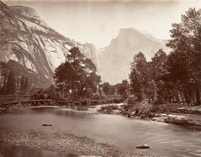 القبة الشمالية والجنوبية ، يوسمايت ، كاليفورنيا. 1872 ، طبع كاليفورنيا. 1876. بواسطة كارلتون إي واتكينز.