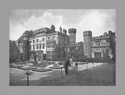 قلعة هواردن ، c1900 بواسطة كاتالال وبريتشارد