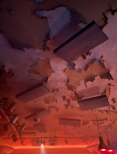 التكوين - الهندسة المعمارية - التفاصيل، 2023 (صورة فوتوغرافية) بواسطة سيسيل جاميت