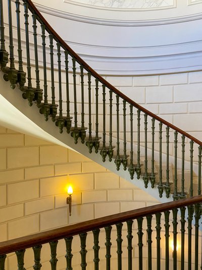 التركيب - الهندسة المعمارية، 2022 (الصورة) بواسطة سيسيل جاميت