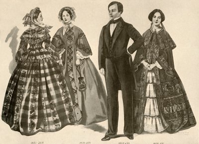 ملابس من 1850-1856 ، 1907 ، 1937. بواسطة سيسيل تروت