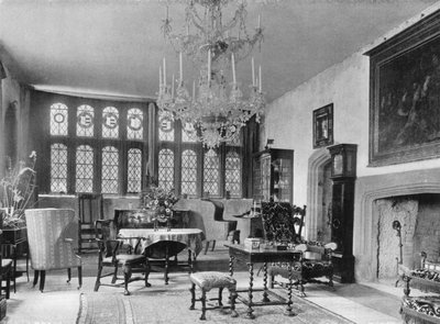 The Great Parlour (b/w photo) بواسطة تشارلز لاثام