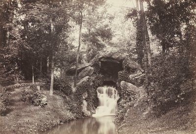 منظر للمغارة الصغيرة باتجاه Deer Pond ، Bois de Boulogne بواسطة تشارلز مارفيل