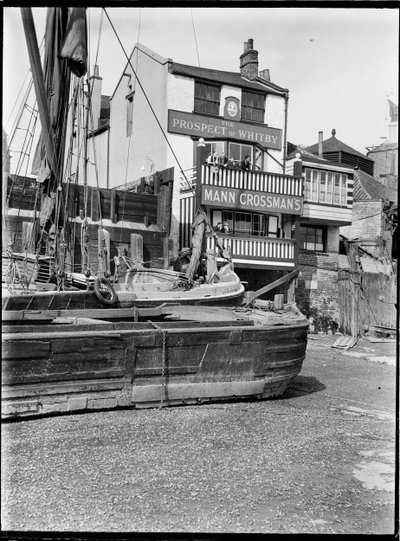 Prospect of Whitby ، Wapping Wall ، Wapping ، تاور هامليتس ، سلطة لندن الكبرى ، ثلاثينيات القرن العشرين. بواسطة تشارلز وليام بريكيت