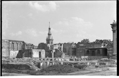 كنيسة سانت ماري لو بو ، شيبسايد ، مدينة ومقاطعة مدينة لندن ، GLA ، 1941 - 1945. بواسطة تشارلز وليام بريكيت