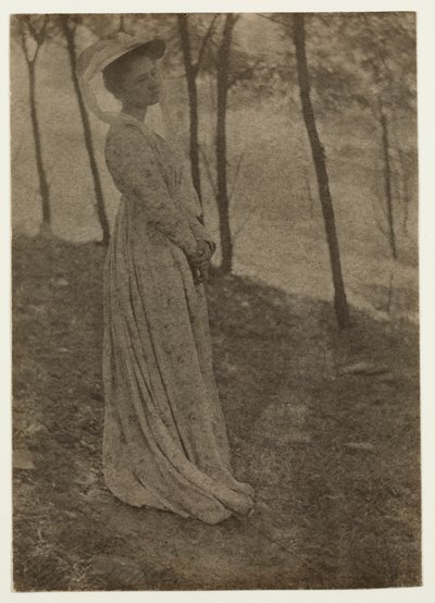 جوليا هول ماكيون ، ج. 1897. بواسطة كلارنس هـ. وايت