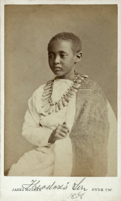 الأمير ألمايو ، نجل الإمبراطور ثيودور الثاني من الحبشة ، رايد ، إنجلترا ، 1868 (طبعة زيلية) بواسطة كورنيليوس جابيز هيوز