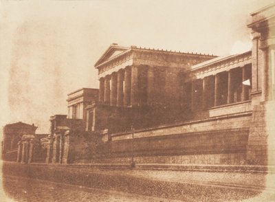 المدرسة الثانوية الملكية القديمة ، كالتون هيل ، إدنبرة ، 1843-47. التأليف: ديفيد أوكتافيوس هيل ، روبرت أدامسون ، هيل وآدامسون. بواسطة هيل وآدامسون