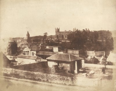 Linlithgow ، من محطة السكة الحديد ، مع مجلس المدينة ، وكنيسة القديس ميخائيل ، والقصر بواسطة ديفيد أوكتافيوس هيل وروبرت آدمسون