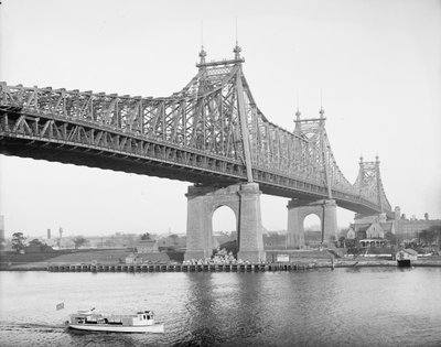 جسر جزيرة بلاكويل ، مدينة نيويورك ، الولايات المتحدة الأمريكية ، حوالي عام 1910 (صورة b / w) بواسطة شركة ديترويت للنشر