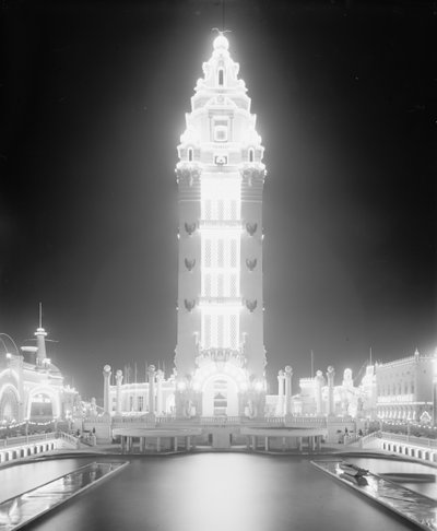 دريم لاند في الليل ، جزيرة كوني ، مدينة نيويورك ، حوالي 1905 (صورة بالأبيض والأسود) بواسطة شركة ديترويت للنشر