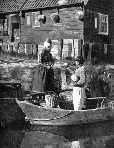 بائع خضار يجلب البضائع بالقوارب ، ماركين ، هولندا ، 1936 بواسطة دونالد ماكليش