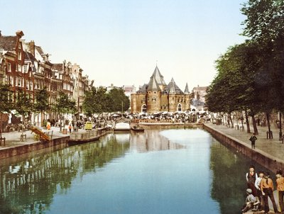 السوق الجديد والبورصة ، أمستردام ، هولندا pub.c. 1900 بواسطة مصور هولندي