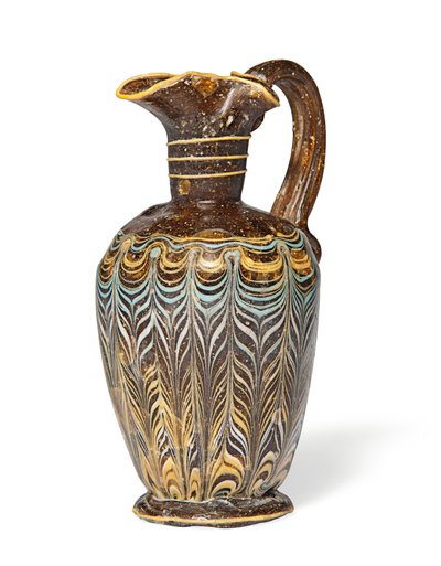 oenochoe اليوناني ذو الشكل الأساسي، القرن الثاني إلى الأول قبل الميلاد (زجاج مطلي) بواسطة مدرسة شرق المتوسط