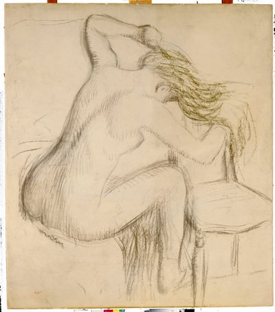 امرأة عارية جالسة تصفيف شعرها بواسطة Edgar Degas