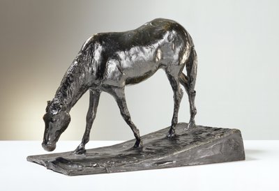 الحصان عند حوض (البرونزية) بواسطة Edgar Degas