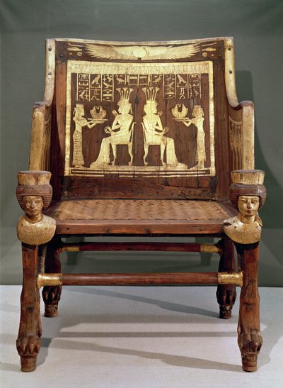 كرسي للأميرة ساتامون ، ابنة أمينوفيس الثالث ، المملكة الحديثة ، حوالي 1391-1353 قبل الميلاد (خشب وبرونز مذهّب) بواسطة الأسرة الثامنة عشر المصرية