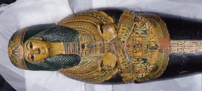 الغطاء الداخلي لمومياء نسيامون ، الذي يُحتمل وجوده في دير البحري ، المملكة الحديثة ، حوالي 1100 قبل الميلاد (خشب مطلي) (تفاصيل 308052) بواسطة الأسرة المصرية العشرون