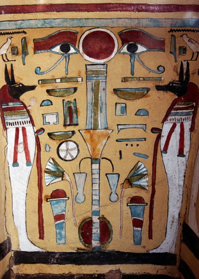 Anubis mummy, decorative detail of sarcophagus of Ankh-ef-en-Khonsu بواسطة الأسرة 21 المصرية