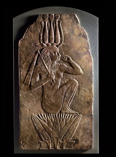 لوحة ليوبوت الثاني كإله طفل ينبثق من زهرة اللوتس (القيشاني) بواسطة الأسرة الثالثة والعشرون المصرية
