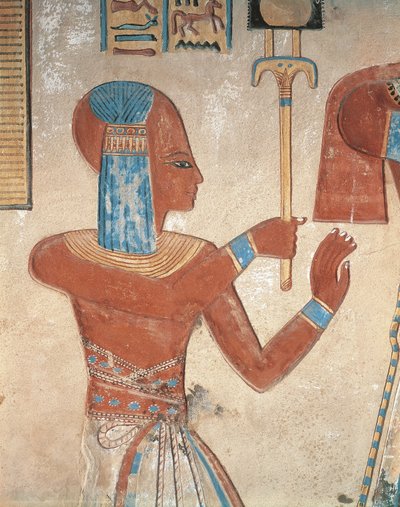 مصر ، طيبة القديمة ، وادي الملكات ، نقش بارز للأمير الميت في قبر آمونهيرخوبشيف بواسطة مصري مصري