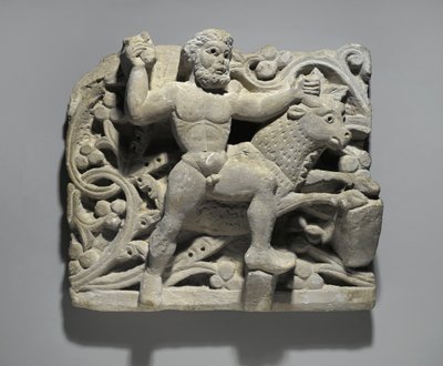 هرقل يبتسم Acheloos على شكل ثور ، من Oxyrhynchus ، c.300-500 (الحجر الجيري) بواسطة المدرسة المصرية