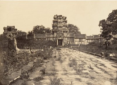 البوابة الغربية للمعبد العظيم للهيكل الأول ، 1866. بواسطة إميل جسيل
