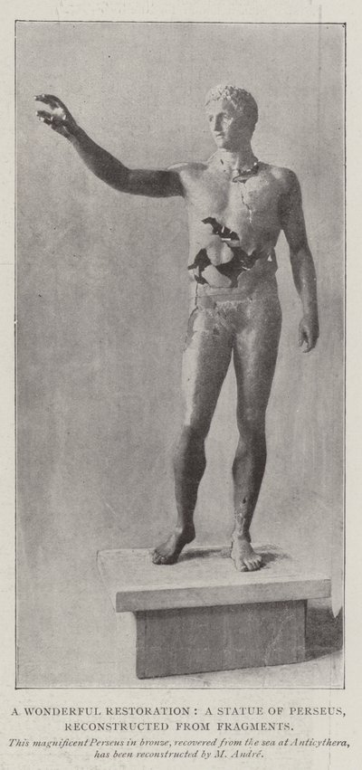 استعادة رائعة ، تمثال من Perseus ، أعيد بناؤها من أجزاء بواسطة مصور انجليزى