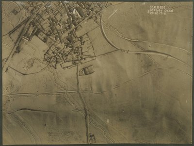 صورة جوية مع خنادق الحرب العالمية الأولى ، 1917 بواسطة مصور انجليزى