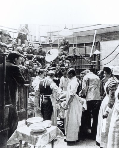 عملية في مستشفى تشارينغ كروس بواسطة مصور انجليزى