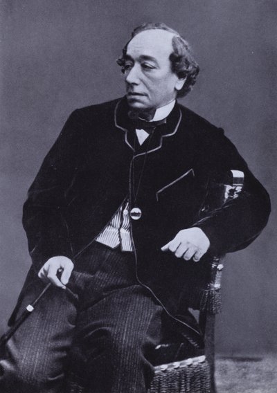 Benjamin Disraeli, Earl of Beaconsfield, British Conservative politician and Prime Minister بواسطة مصور انجليزى