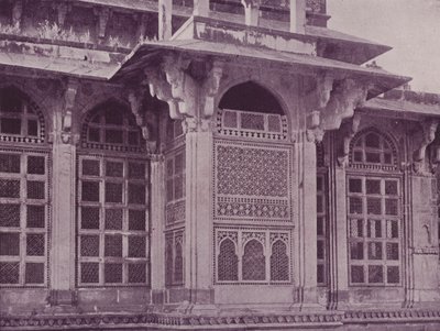 نافذة منحوتة منحوتة ، جواليور بواسطة مصور انجليزى