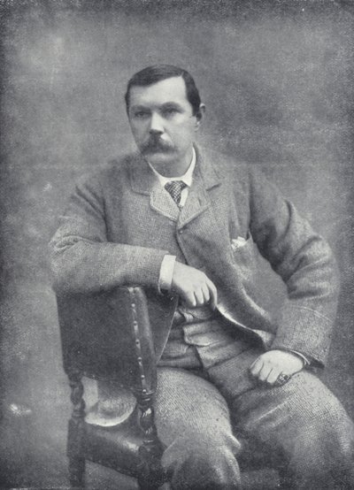 Dr A Conan Doyle (b/w photo) بواسطة مصور انجليزى