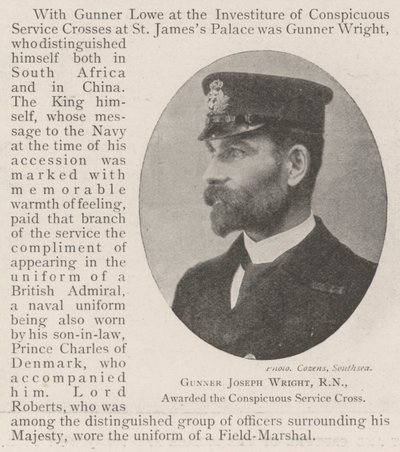 منح Gunner Joseph Wright ، RN ، صليب الخدمة الواضحة بواسطة مصور انجليزى