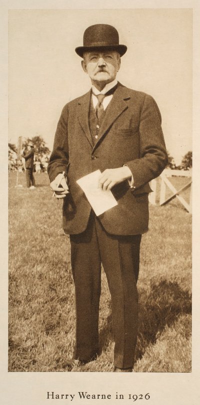هاري ويرن في عام 1926 (صورة بني داكن) بواسطة مصور انجليزى