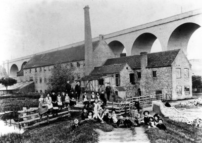 طاحونة وجسر هوبروك ، كيدرمينستر ، 1905 بواسطة مصور انجليزى