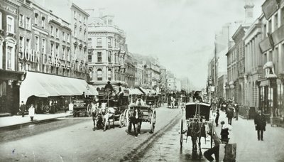 جون لويس ، شارع أكسفورد ، وستمنستر إل بي: النظر شرقاً بواسطة أوكسفورد سيركس ، 1890 بواسطة مصور انجليزى