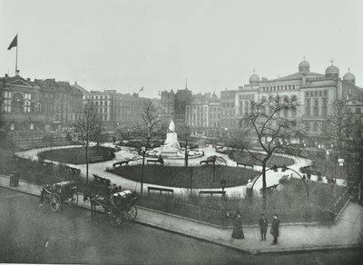 ساحة ليستر ، وستمنستر إل بي: تطل على الشمال الشرقي ، 1896 بواسطة مصور انجليزى