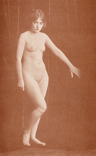 فن العراة: Apres le Bain (صورة فوتوغرافية بالأبيض والأسود) بواسطة English Photographer