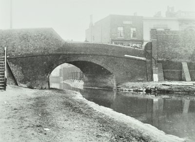 جسر النصر القديم ، 1895 بواسطة مصور انجليزى