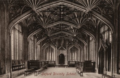 Oxford, Divinity School (b/w photo) بواسطة مصور انجليزى