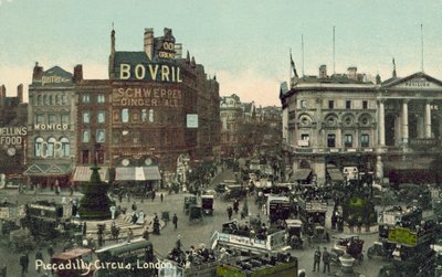 Piccadilly Circus, London (photo) بواسطة مصور انجليزى