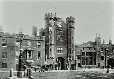 قصر سانت جاميس ، قصر سانت جاميس ، وستمنستر إل بي: من شارع سانت جاميس ، 1896 بواسطة مصور انجليزى