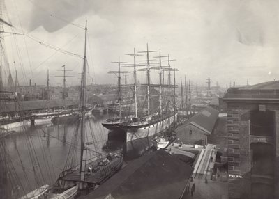 Salthouse Dock ، ليفربول ، يونيو 1897 بواسطة مصور انجليزى