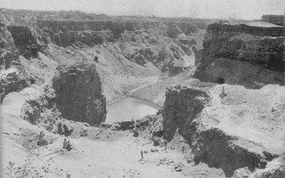 South Africa: Open Workings, Kimberley (b/w photo) بواسطة مصور انجليزى