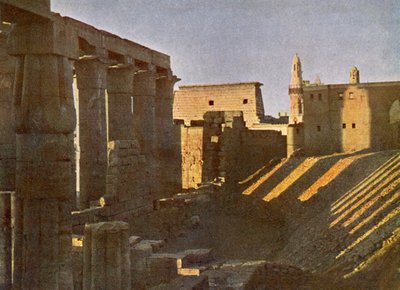 معبد الأقصر من الجهة الشرقية بواسطة مصور انجليزى