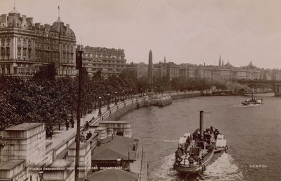 جسر التايمز من جسر هانجرفورد بواسطة مصور انجليزى