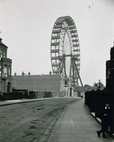 The Great Wheel ، إيرلز كورت ؛ لندن بواسطة مصور انجليزى