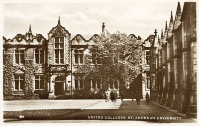 United Colleges, St Andrews University, Scotland (b/w photo) بواسطة مصور انجليزى
